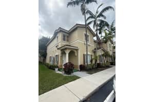 10776 Nw 83rd Ter 1-19, Doral 10776 Nw 83rd Ter 1-19, Doral