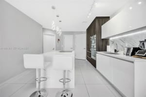 851 Ne 1st Ave 806 Miami, FL 33132 - MLS#A11983393