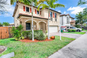11827 Sw 242nd Ter Homestead, FL 33032 - MLS#A11983399