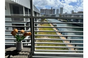 3600 Ne 170 St. Apt.d.406, North Miami Beach