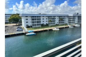 3600 Ne 170 St. Apt.d.406 North Miami Beach, FL 33160 - MLS#A11983400