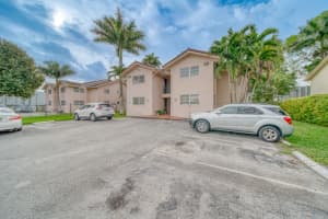 300 Ne 143rd St 306 Miami, FL 33161 - MLS#A11983404