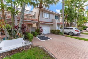 5208 Nw 103rd Ave Doral, FL 33178 - MLS#A11983412