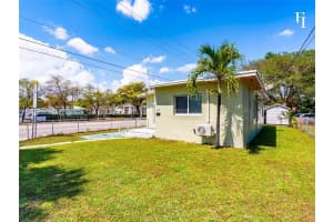 1195 Nw 48th St Miami, FL 33127 - MLS#A11983416