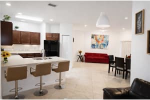 290 Nw 109th Ave 107 Miami, FL 33172 - MLS#A11983417