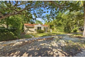 2235 Overbrook St Miami, FL 33133 - MLS#A11983422