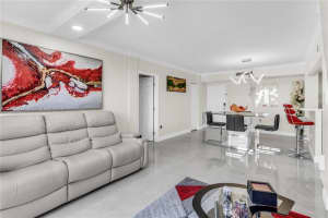 6701 Nw 169th St B303 Hialeah, FL 33015 - MLS#A11983427