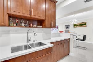 6701 Nw 169th St B303 Hialeah, FL 33015 - MLS#A11983427