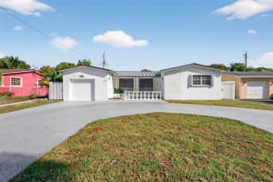 7777 Fairway Blvd Miramar, FL 33023 - MLS#A11983463