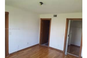 426 Ne 210th Cir Ter 101-2 Miami, FL 33179 - MLS#A11983493