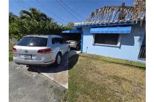 704 Sw 2nd Ave Dania Beach, FL 33004 - MLS#A11983502