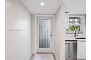 40 Isle Of Venice Dr 6 Fort Lauderdale, FL 33301 - MLS#A11983515