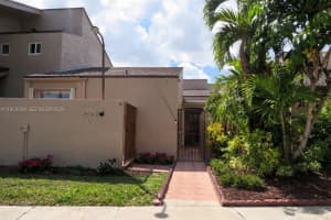 9165 Fontainebleau Blvd , Miami, FL 33172 - MLS#A11983548