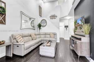 12513 Nw 56th Dr Coral Springs, FL 33076 - MLS#A11983553