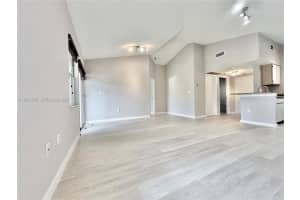 2811 N Oakland Forest Dr 306 Oakland Park, FL 33309 - MLS#A11983560