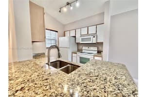 2811 N Oakland Forest Dr 306 Oakland Park, FL 33309 - MLS#A11983560