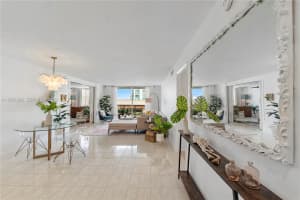 6039 Collins Ave APT 934, Miami Beach, FL 33140, - MLS#A11983598