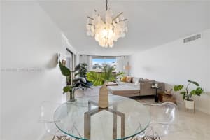 6039 Collins Ave APT 934, Miami Beach, FL 33140, - MLS#A11983598