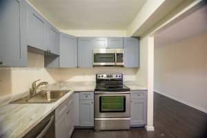 4803 Nw 9th Dr 4803 Plantation, FL 33317 - MLS#A11983630