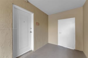 7722 Camino Real E-218 Miami, FL 33143 - MLS#A11983654