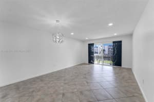 7722 Camino Real E-218 Miami, FL 33143 - MLS#A11983654