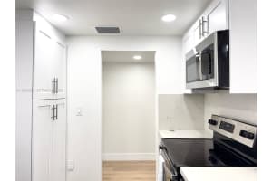 8075 Sw 107th Ave 310 Miami, FL 33173 - MLS#A11983662