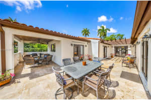 1740 Westward Dr Miami Springs, FL 33166 - MLS#A11983667