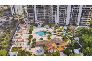 20281 E Country Club Dr 608 Aventura, FL 33180 - MLS#A11983676