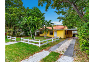 1125 Ne 10th Ave Fort Lauderdale, FL 33304 - MLS#A11983706