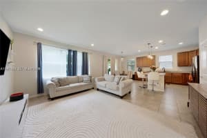 932 Banyan Dr Hollywood, FL 33021 - MLS#A11983712