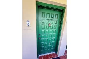 335 Navarre Ave 7 Coral Gables, FL 33134 - MLS#A11983725