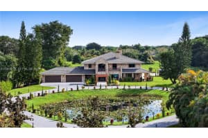 3320 Sw 121st Ave Davie, FL 33330 - MLS#A11983738