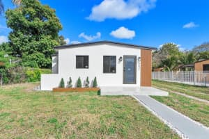 3621 Sw 48th Ave West Park, FL 33023 - MLS#A11983740