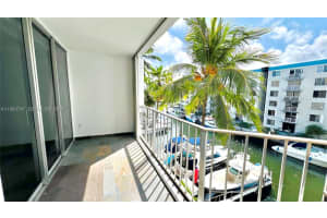 1700 N River Dr , Miami, FL 33125 - MLS#A11983747