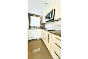 1700 N River Dr , Miami, FL 33125 - MLS#A11983747