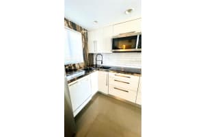 1700 N River Dr , Miami, FL 33125 - MLS#A11983747