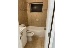 210 Ne 40th Ct 1-2 Oakland Park, FL 33334 - MLS#A11983764