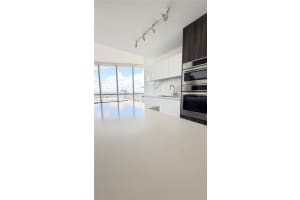 851 Ne 1st Ave 2504 Miami, FL 33132 - MLS#A11983780