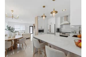 550 NW 58th Ave, Miami, FL 33126, - MLS#A11983792