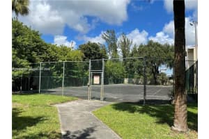 2445 Sw 18th Ter 124 Fort Lauderdale, FL 33315 - MLS#A11983822