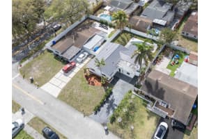 6610 Cody St Hollywood, FL 33024 - MLS#A11983833