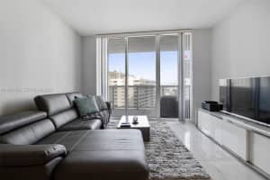 1800 S Ocean Dr 909 Hallandale Beach, FL 33009 - MLS#A11983842