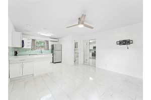 1432 Ne 5th Ave 2 Fort Lauderdale, FL 33304 - MLS#A11983849