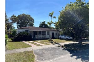 4420 3rd St , Miami, FL 33134 - MLS#A11983855