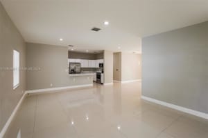 2835 14th St , Fort Lauderdale, FL 33311 - MLS#A11983900