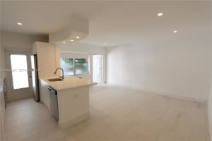 1021 Michigan Ave APT 8, Miami Beach, FL 33139, - MLS#A11983925