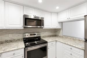 9430 Live Oak Pl 407 Davie, FL 33324 - MLS#A11984005