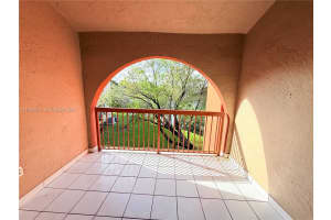 10233 Nw 9 St 206-1 Miami, FL 33172 - MLS#A11984026