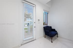 MLS# A11984061, Miami, Florida 33180