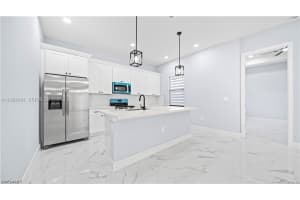 1210 Clayton Lehigh Acres, FL 33972 - MLS#A11984064